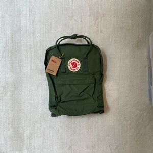 NWT Fjallraven Kanken Backpack